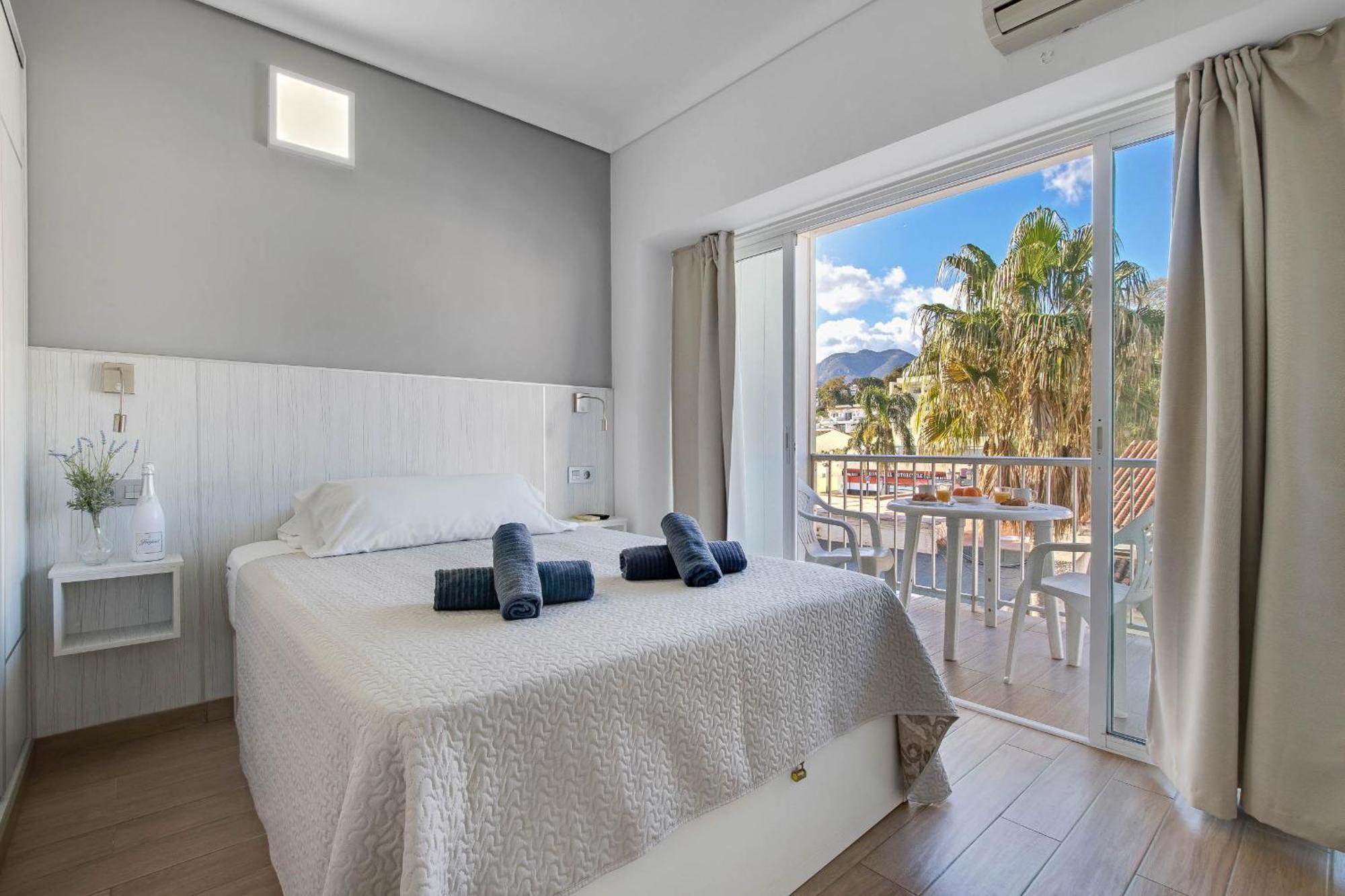 Carihuela Palace 418 By Ivi Real Estate ตอร์เรโมลิโนส ภายนอก รูปภาพ